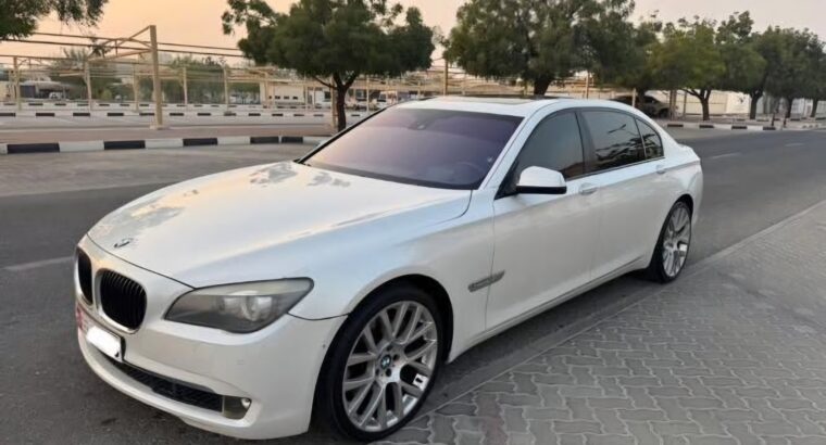 BMW 750 LI full option 2011 Gcc for sale