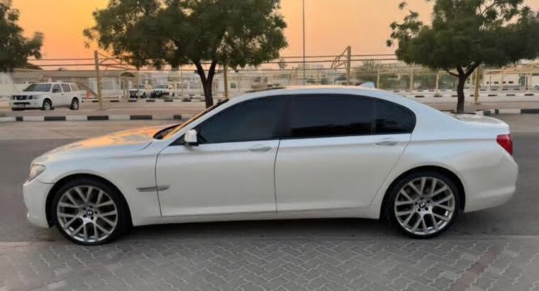 BMW 750 LI full option 2011 Gcc for sale