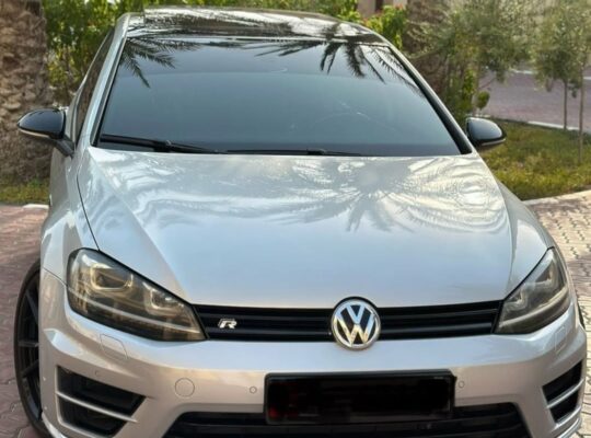 Volkswagen Golf R 2016 Gcc for sale