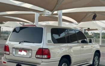 Lexus LX470 full option 2006 Gcc for sale