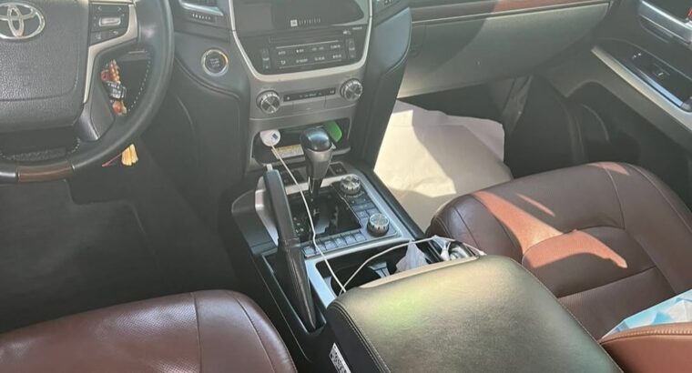 Toyota Land cruiser VXR 2016 full option for sale
