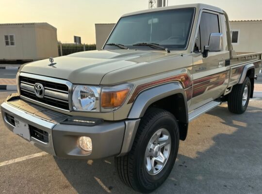 Toyota Land cruiser pick up 2013 for sale