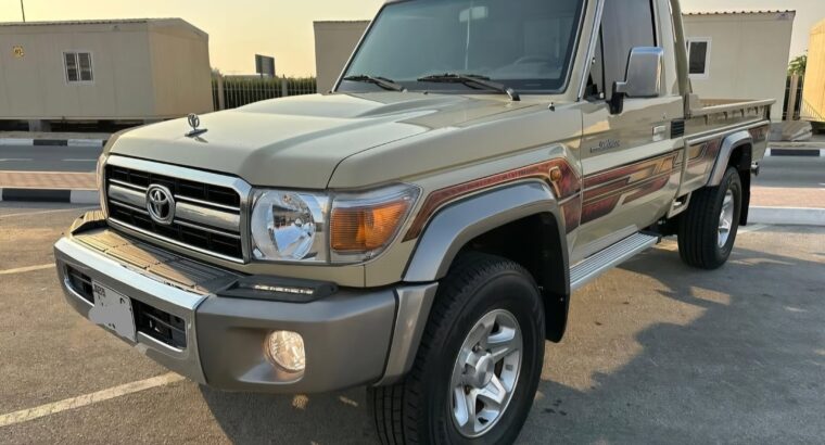 Toyota Land cruiser pick up 2013 for sale
