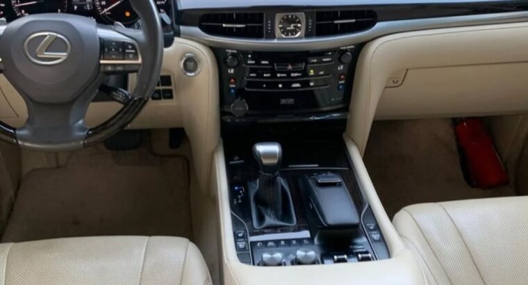 Lexus LX570 full option 2018 Gcc for sale