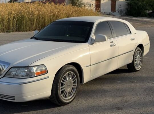 Lincoln Town car 2009 USA imported for sale