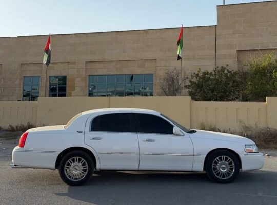 Lincoln Town car 2009 USA imported for sale