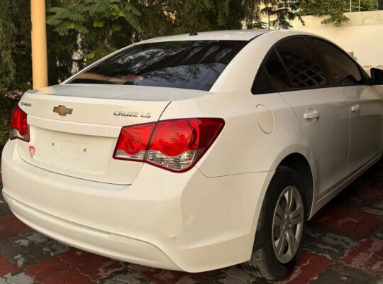 Chevrolet Cruze 2015 Gcc base option