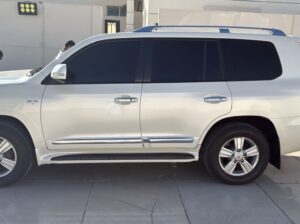 Toyota Land cruiser VXR 5.7 full option 2014 Gcc