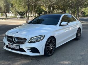 Mercedes C200 full option 2019 Gcc for sale