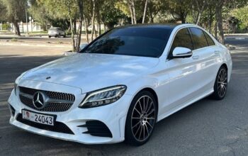 Mercedes C200 full option 2019 Gcc for sale