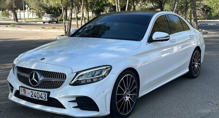 Mercedes C200 full option 2019 Gcc for sale