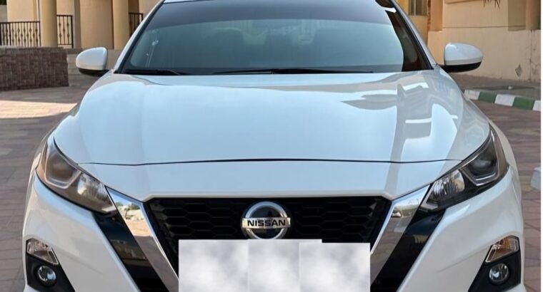 Nissan Altima SV 2020 Gcc full option for sale