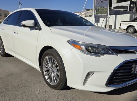 Toyota Avalon limited 2016 Gcc for sale