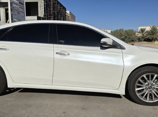 Toyota Avalon limited 2016 Gcc for sale