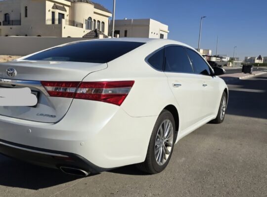 Toyota Avalon limited 2016 Gcc for sale