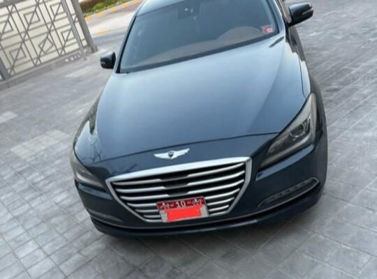 Hyundai Genesis G80 full option 2015 Gcc for sale