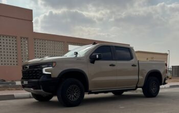 Chevrolet Silverado ZR2 fully loaded 2022 Gcc for