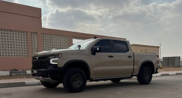 Chevrolet Silverado ZR2 fully loaded 2022 Gcc for