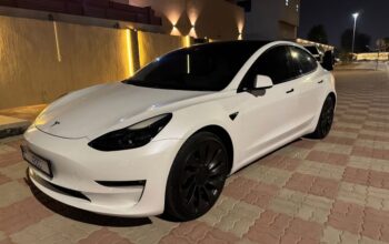 Tesla model 3 performance 2023 Gcc for sale