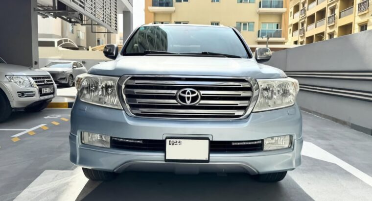 Toyota Land cruiser GXR 2011 fully loaded