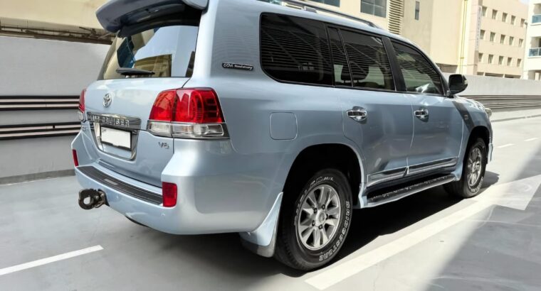 Toyota Land cruiser GXR 2011 fully loaded