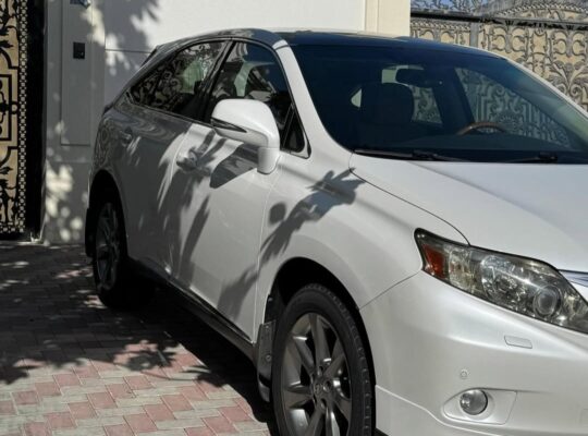 Lexus Rx350 full option 2010 Gcc for sale