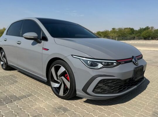 Volkswagen Golf GTI full option 2023 Gcc