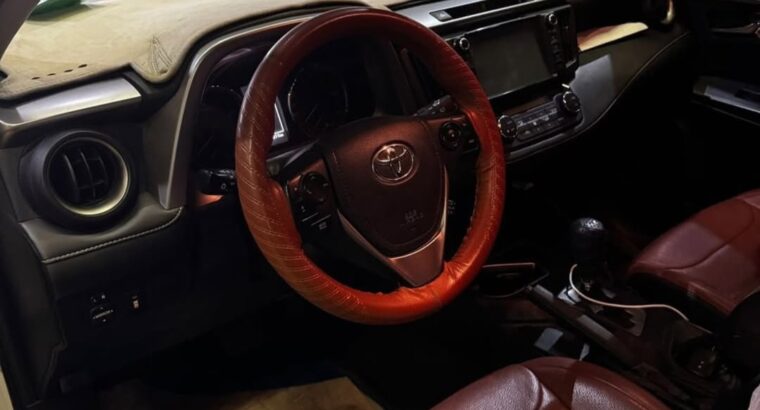 Toyota Rav4 VX full option 2018 Gcc for sale