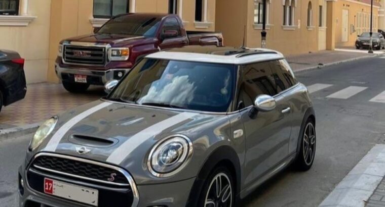 Mini Cooper S coupe 2017 Gcc for sale