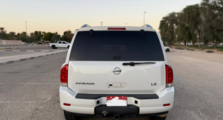 Nissan Armada LE 2014 Gcc full option