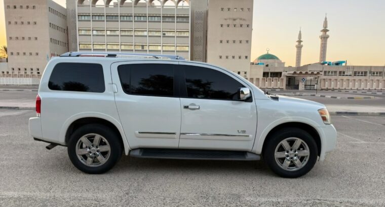 Nissan Armada LE 2014 Gcc full option