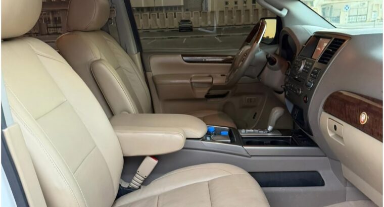 Nissan Armada LE 2014 Gcc full option