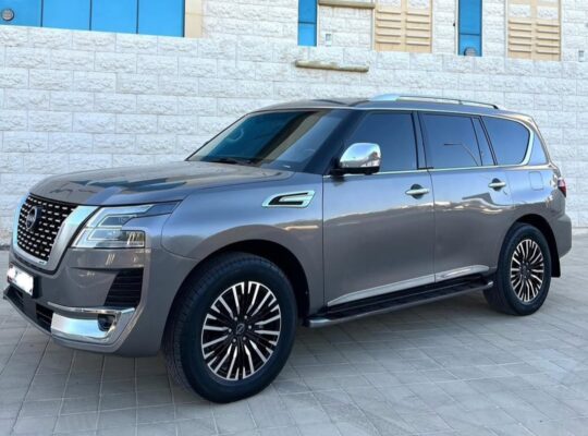 Nissan patrol platinum 2015 for sale