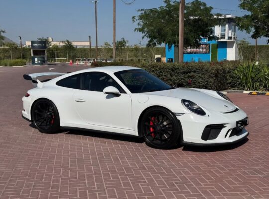 Porsche 911 GT3 fully loaded 2018 for sale