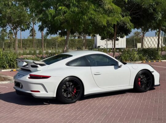 Porsche 911 GT3 fully loaded 2018 for sale