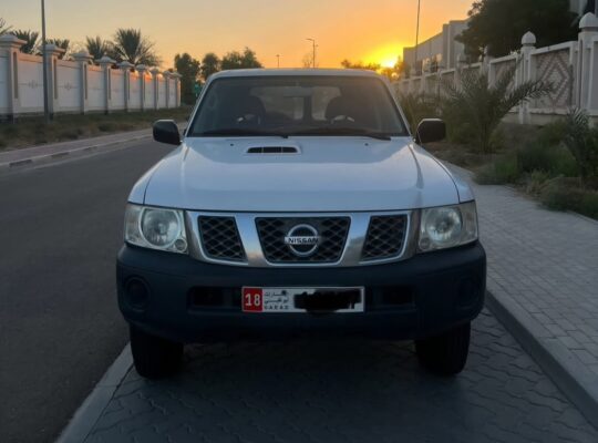 Nissan patrol safari 2014 Japan imported diesel en