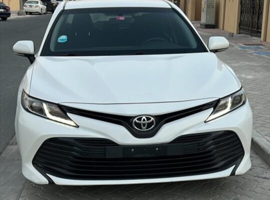 Toyota Camry base option 2020 Gcc for sale