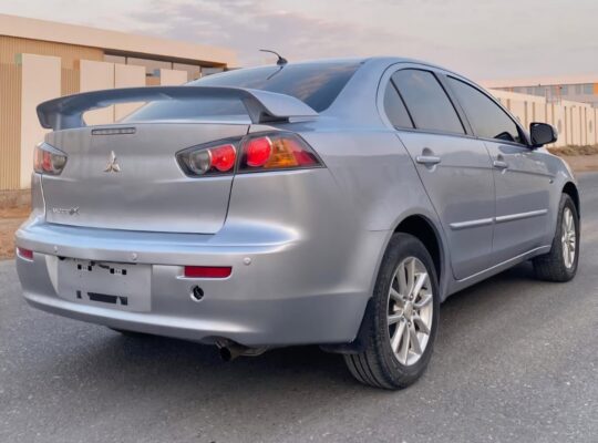 Mitsubishi Lancer EX 2015 Gcc for sale