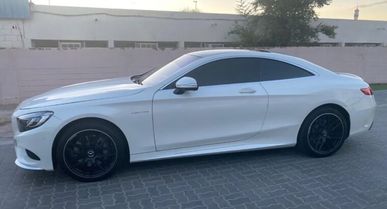 Mercedes S500 coupe 2015 in good condition