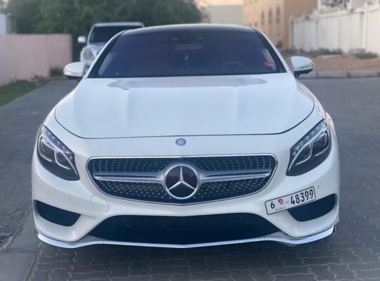 Mercedes S500 coupe 2015 in good condition