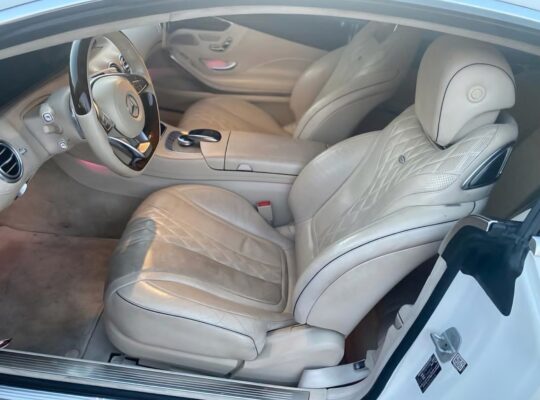 Mercedes S500 coupe 2015 in good condition