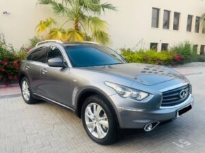 Infiniti Qx70 full option 2014 Gcc for sale