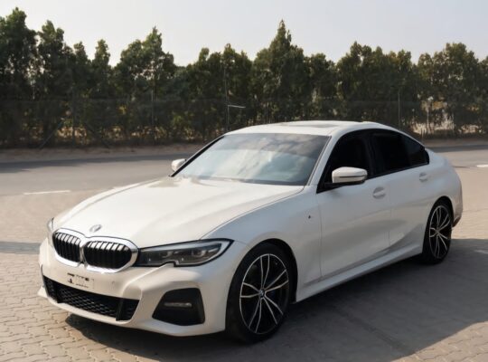 BMW 330i M competition 2019 Gcc for sale