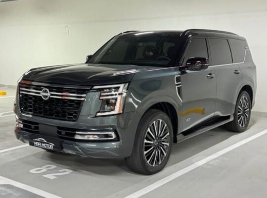 Nissan patrol platinum 2025 Gcc fully loaded