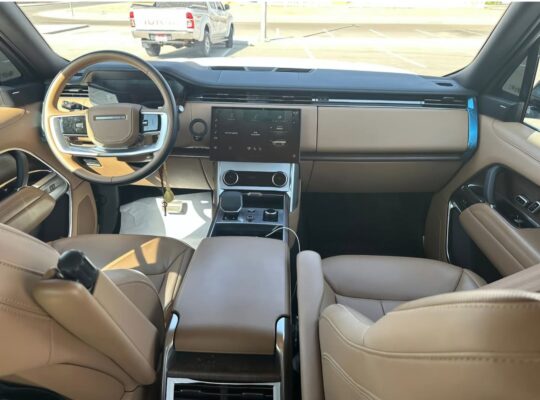 Range Rover vouge 2023 Gcc full option for sale