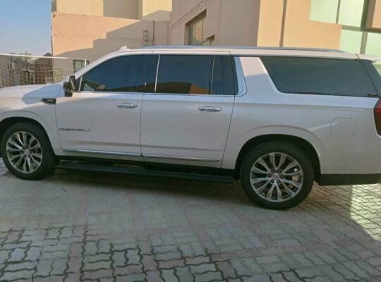 Gmc Youkon XL 2021 Gcc fully loaded