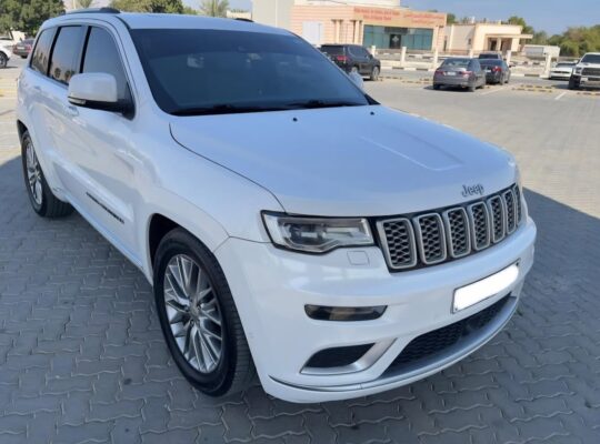 Jeep Grand Cherokee summit 2017 Gcc full option