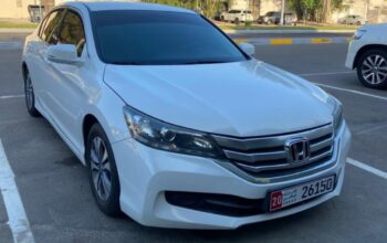 Honda Accord base option 2015 Gcc for sale