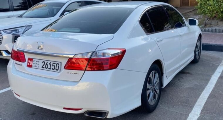 Honda Accord base option 2015 Gcc for sale