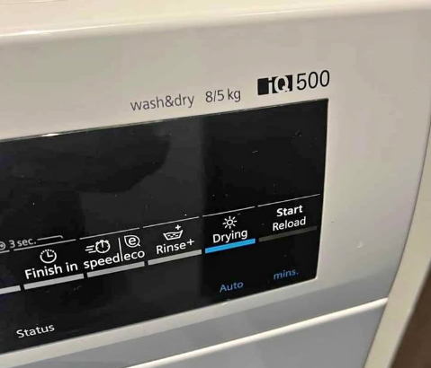 Seimens iQ500 8kg washer 5kg drayer latest version